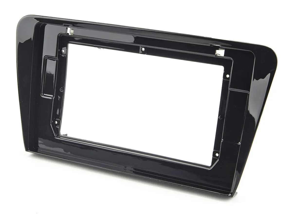 Рамка RSC-FC486 UMS SKODA Octavia 2013-2020 (A7), 10" - фото